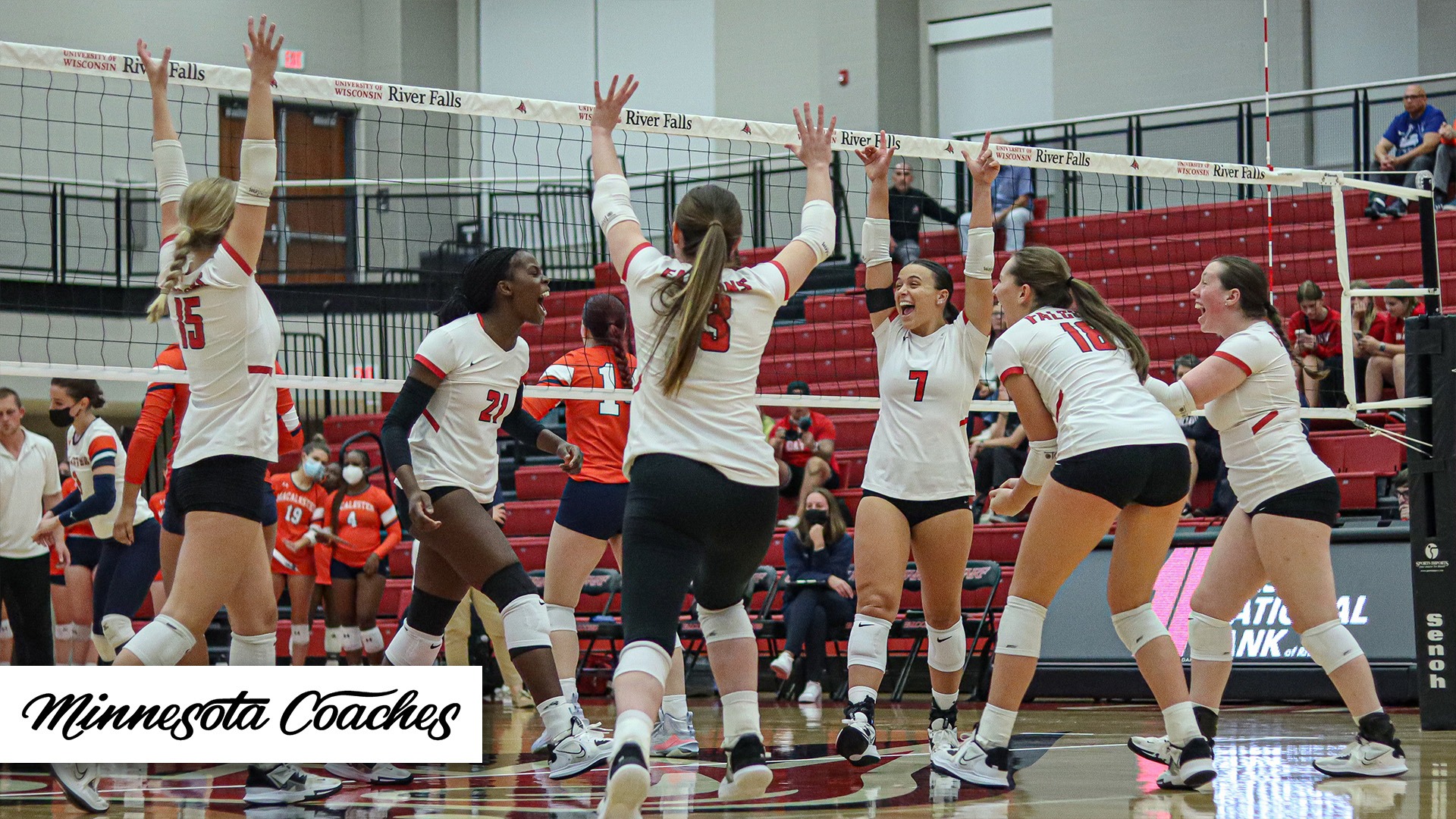 Volleyball Wins in Three Sets to Beat UWSuperior University of