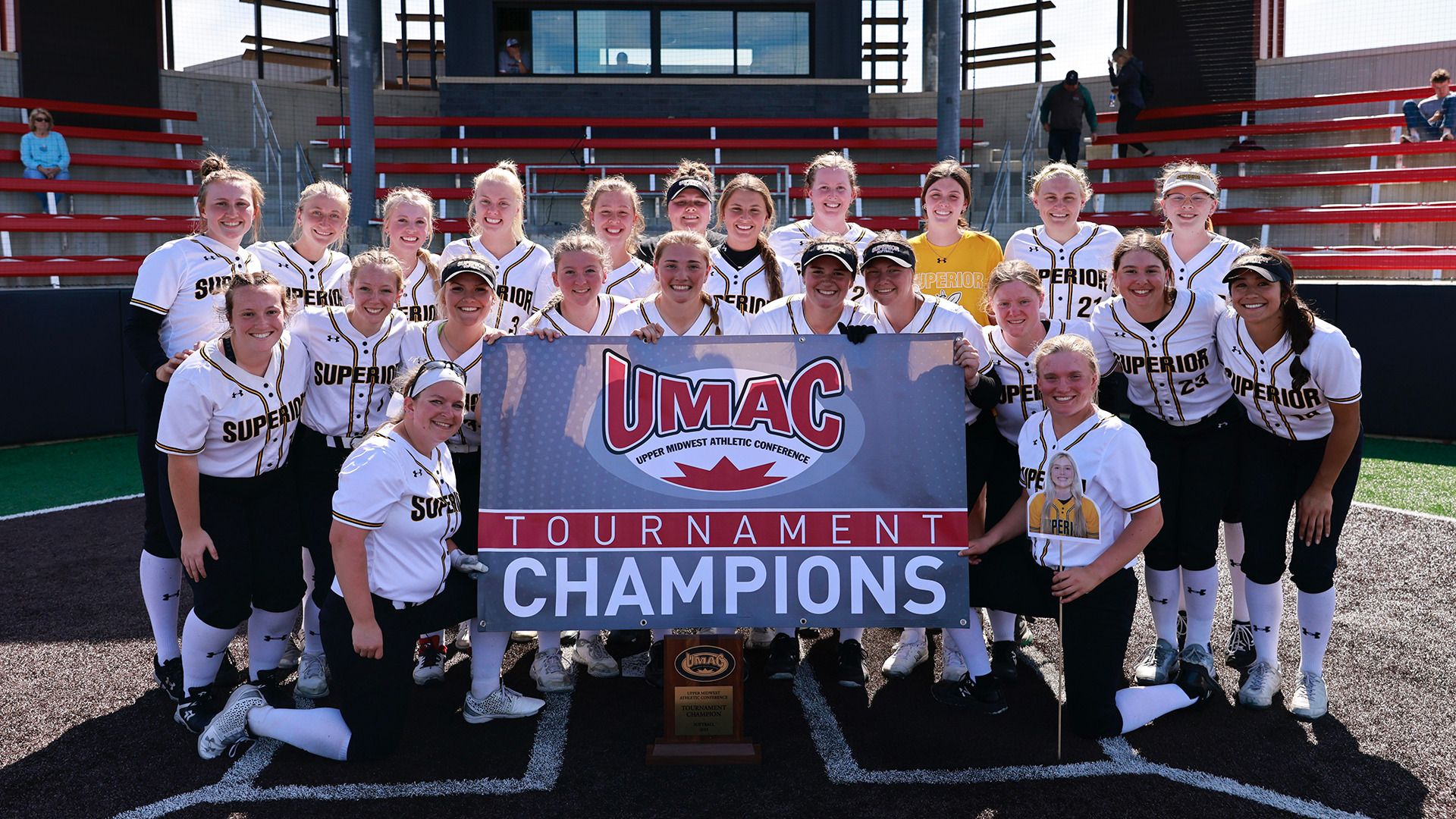 Yellowjackets Sweep Bethany Lutheran to Win UMAC Softball Tournament University of Wisconsin