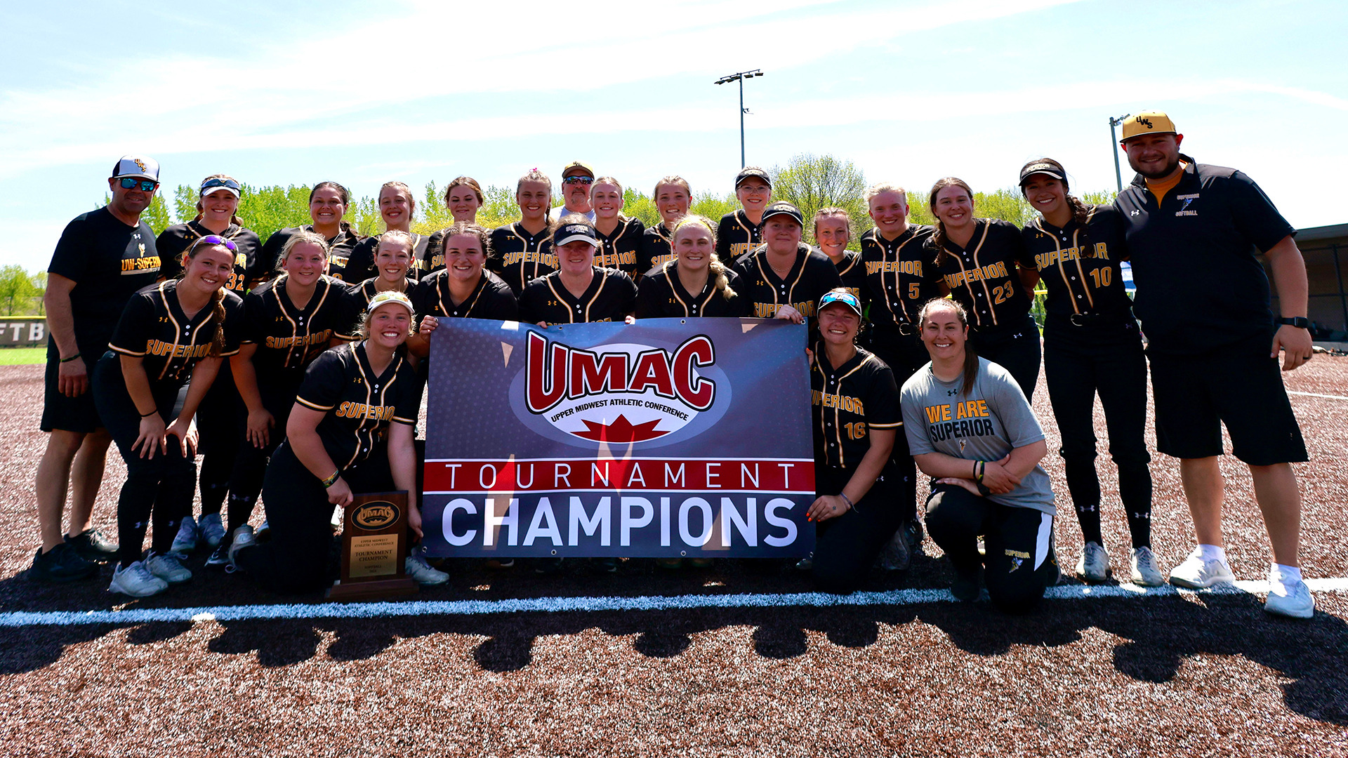 Yellowjackets WalkOff Bethany Lutheran to Win UMAC Softball Tournament University of
