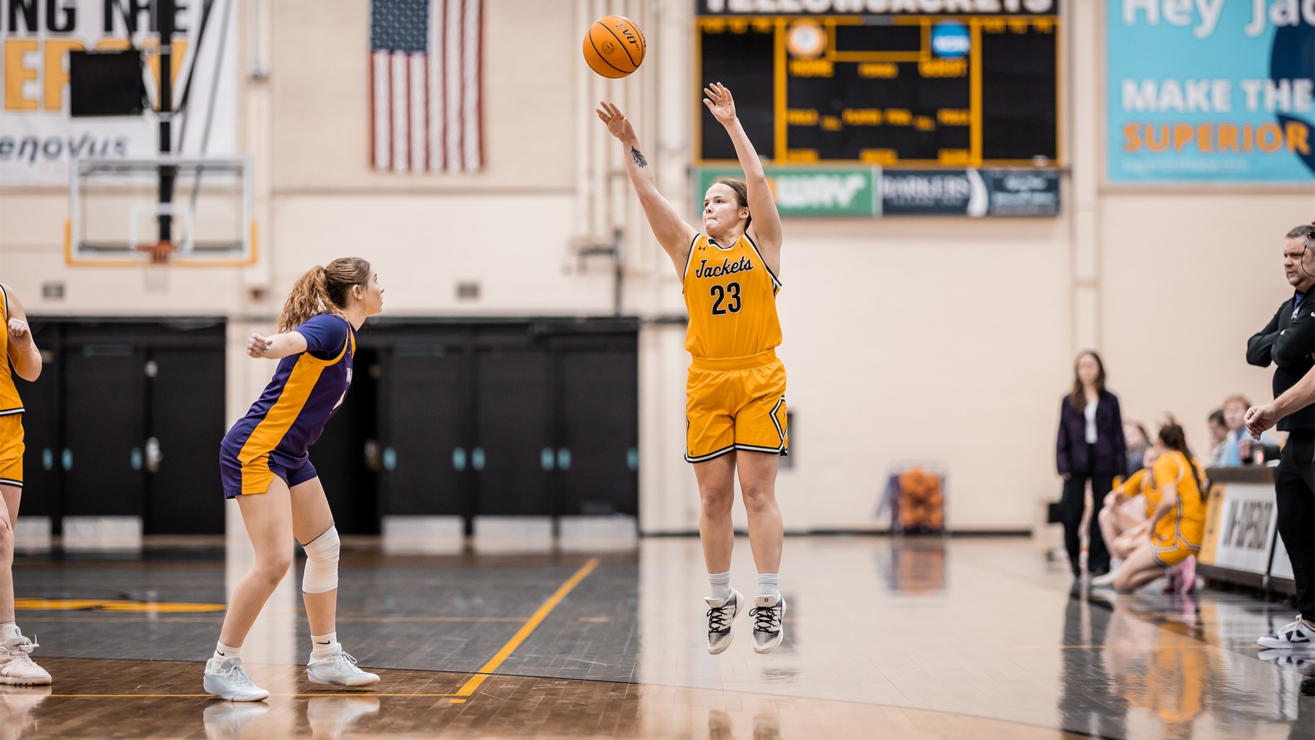 Elsa Olson pulling up from three.
