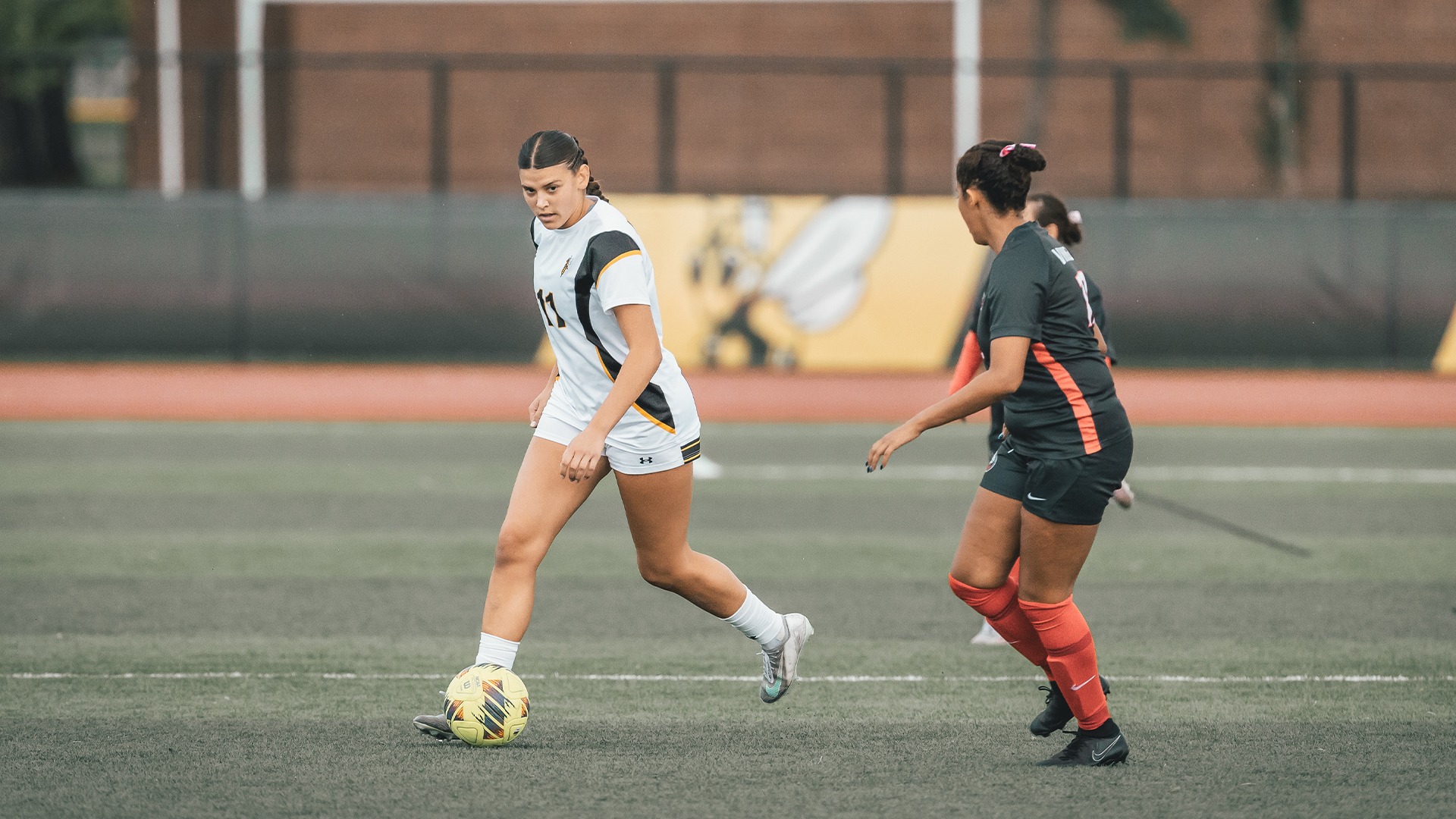 Niamh Larson making a move on a defender.