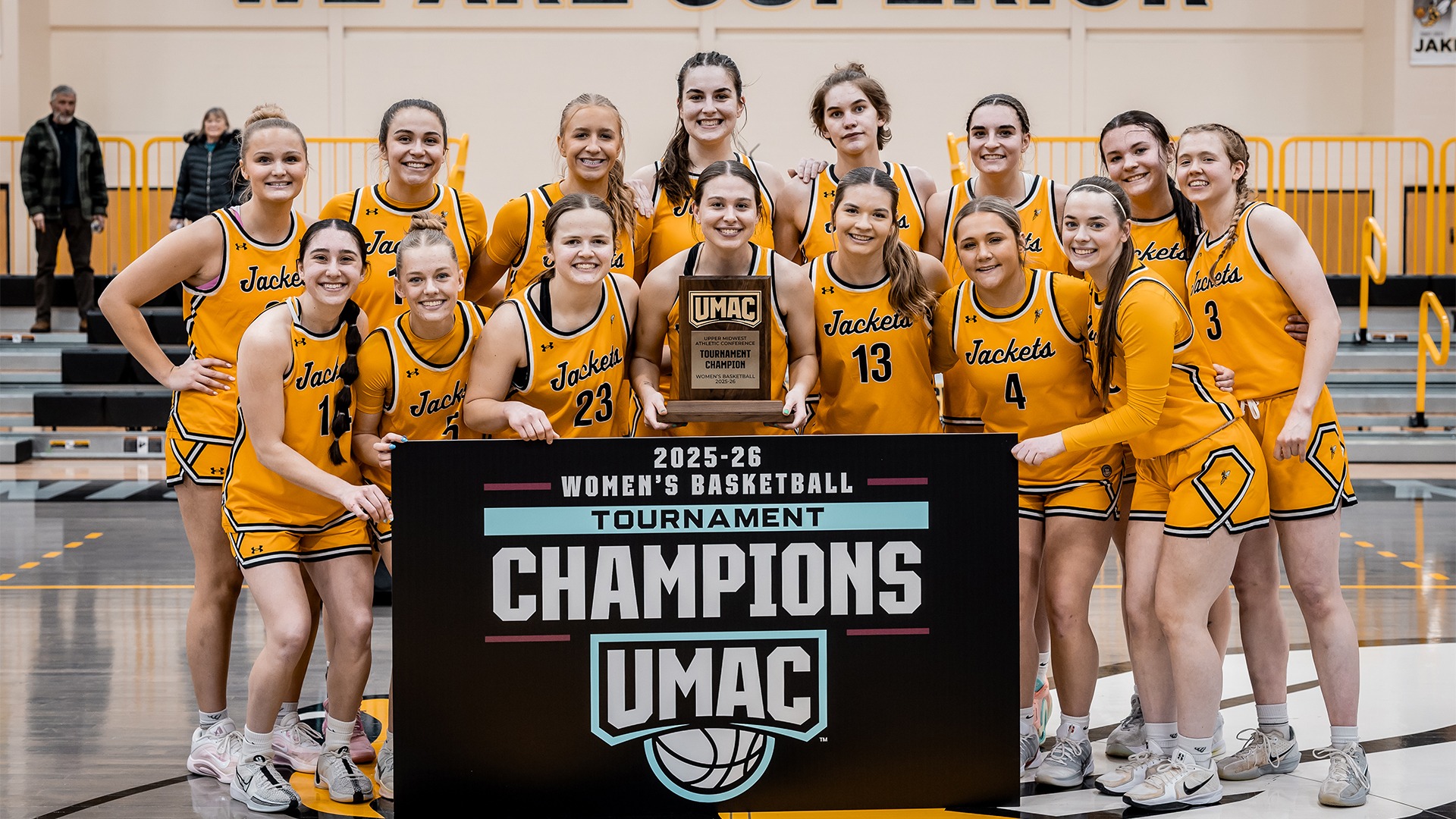 Women's Basketball UMAC Championship Photo