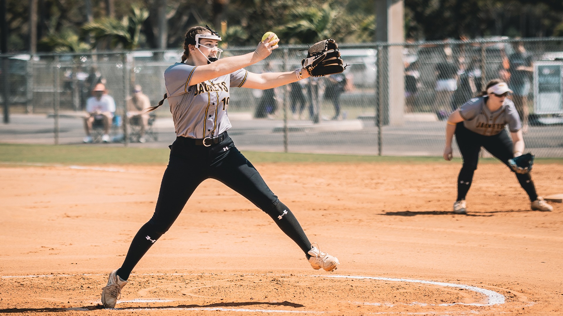 Sam Swartz delivering a pitch.