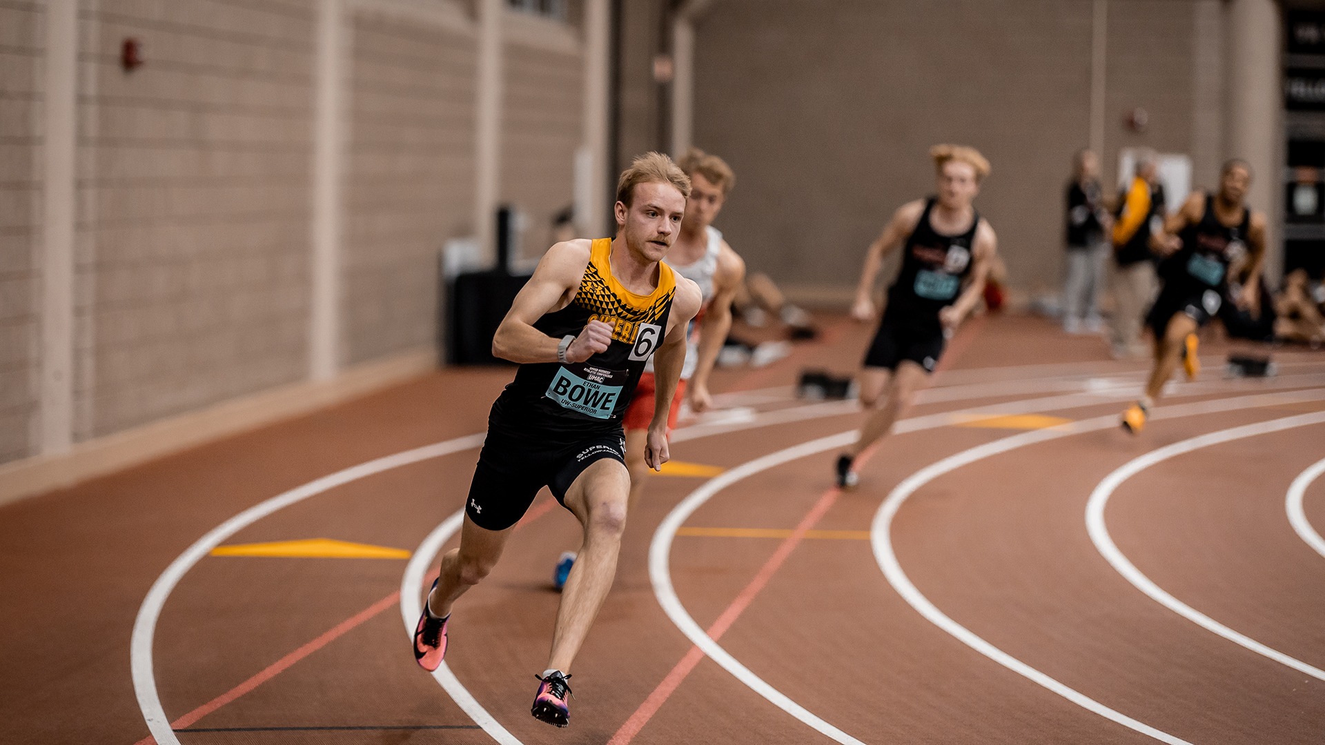 Ethan Bowe competing at UMAC championship. 