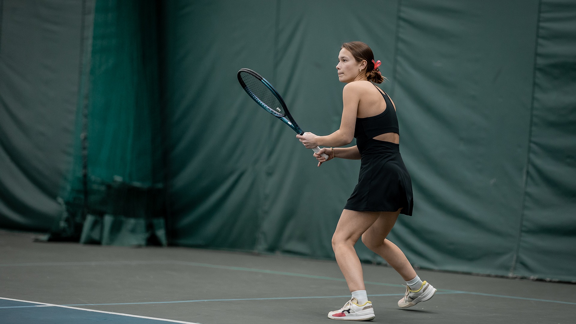 Daylyn Drew waits for a return shot. 