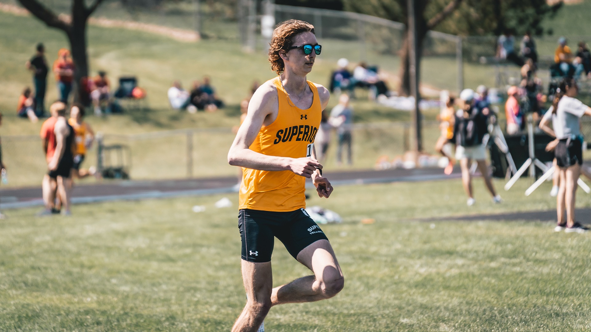 Dylan Uitto on the track.