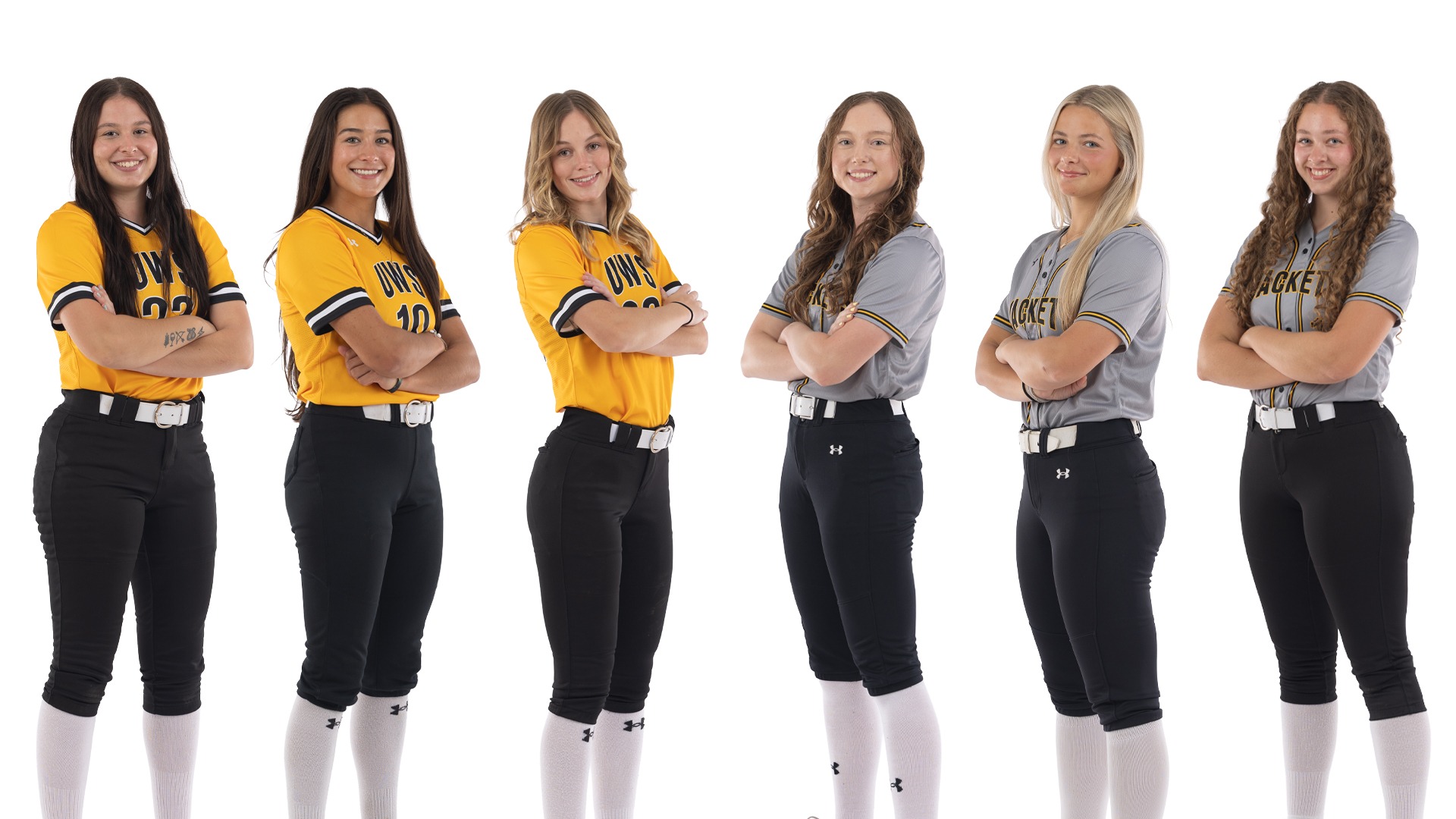 MyKenzie Leccia, Carly Stuckmayer, Larissa Snyder, Peyton Bennett, Abby Mitchell and Kylie Zwak posing.