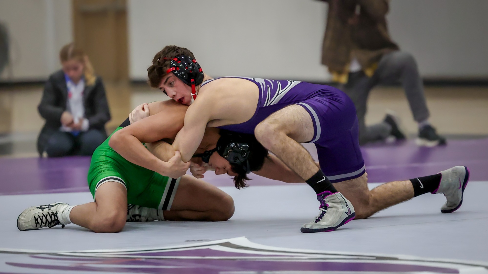 Jordan Rasof wrestling against UW-Parkside