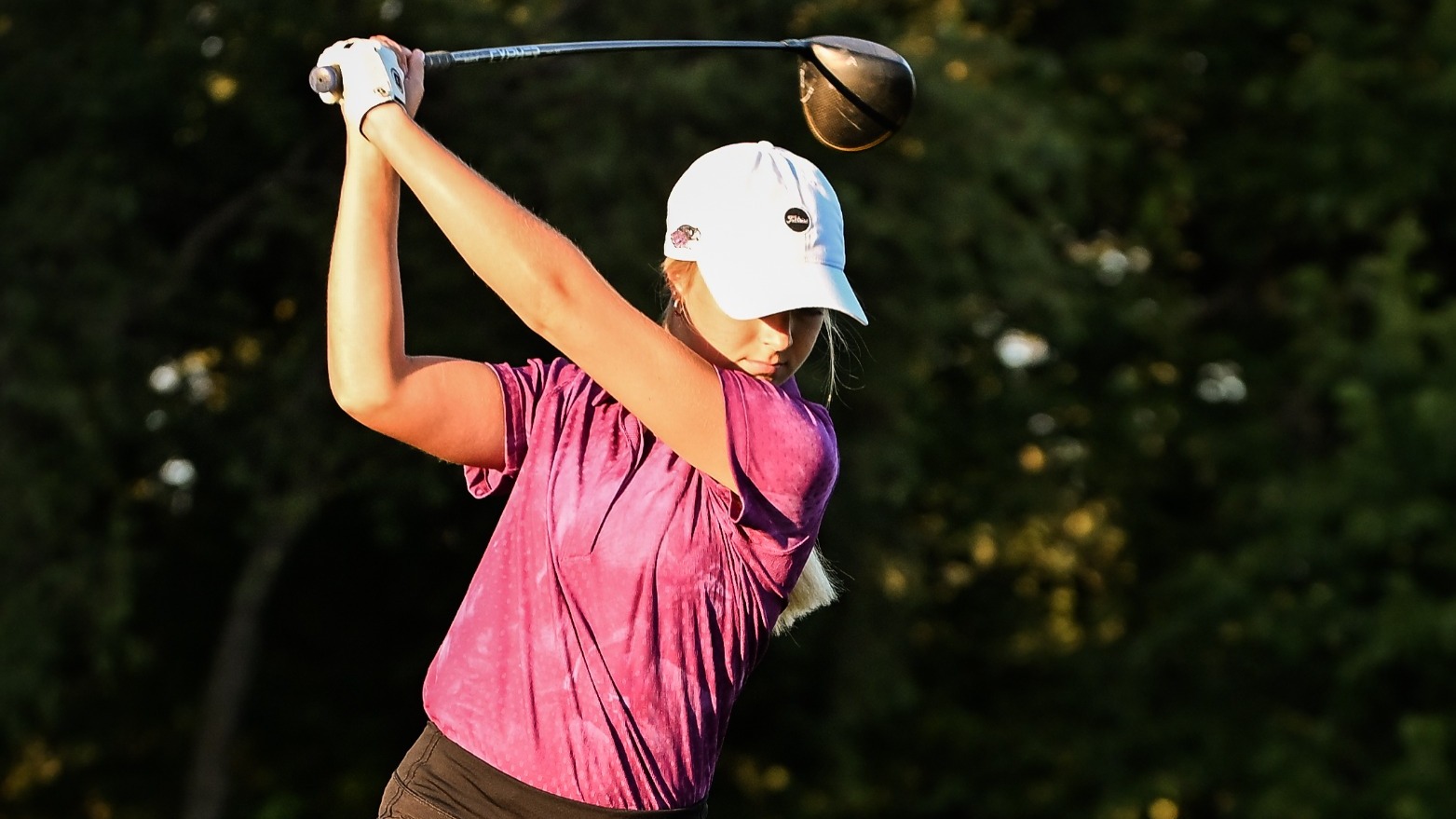 Warhawk golfer tees off
