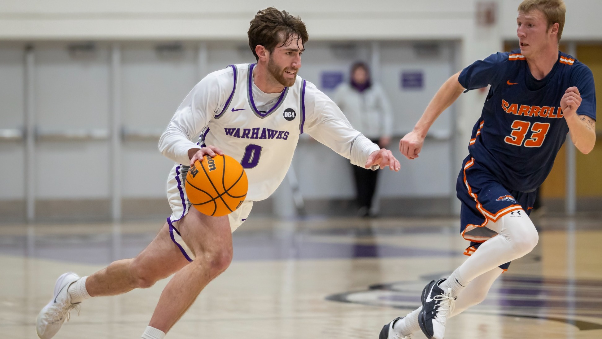 Verges driving to lane