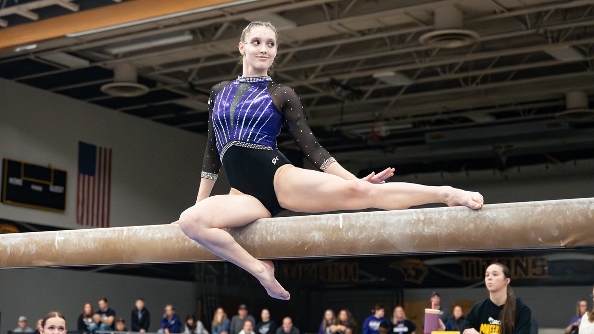 Juliette Rider competes on the beam