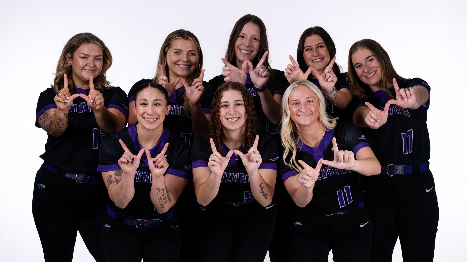 Warhawk seniors pose on media day