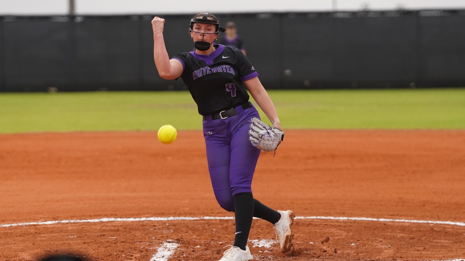 Josie Hammen pitching against Springfield
