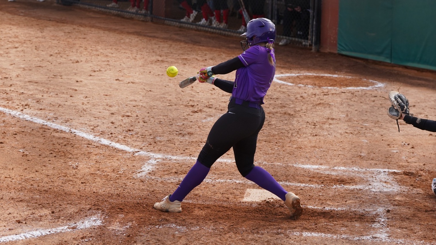 Grace Grabowy hitting