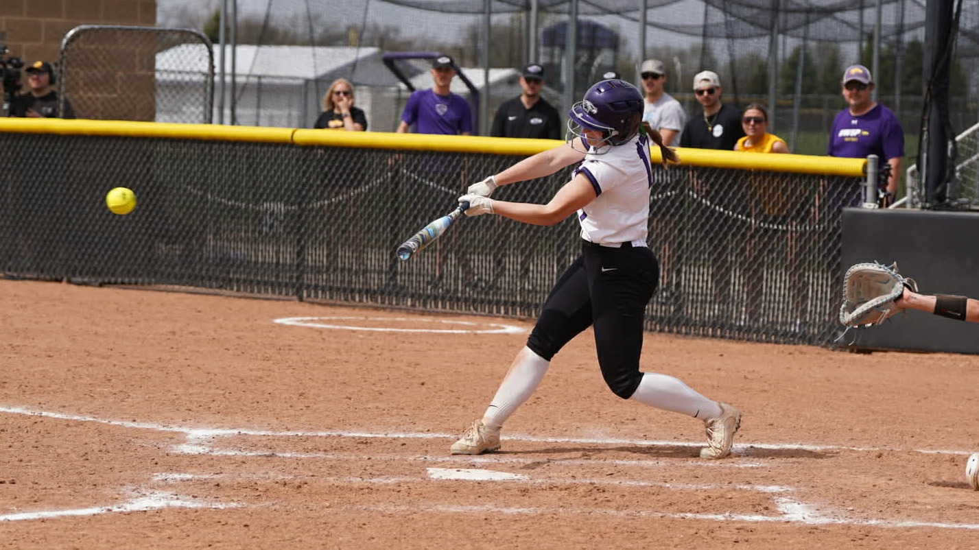 Maggie Ward laces a walk off single against the Pointers