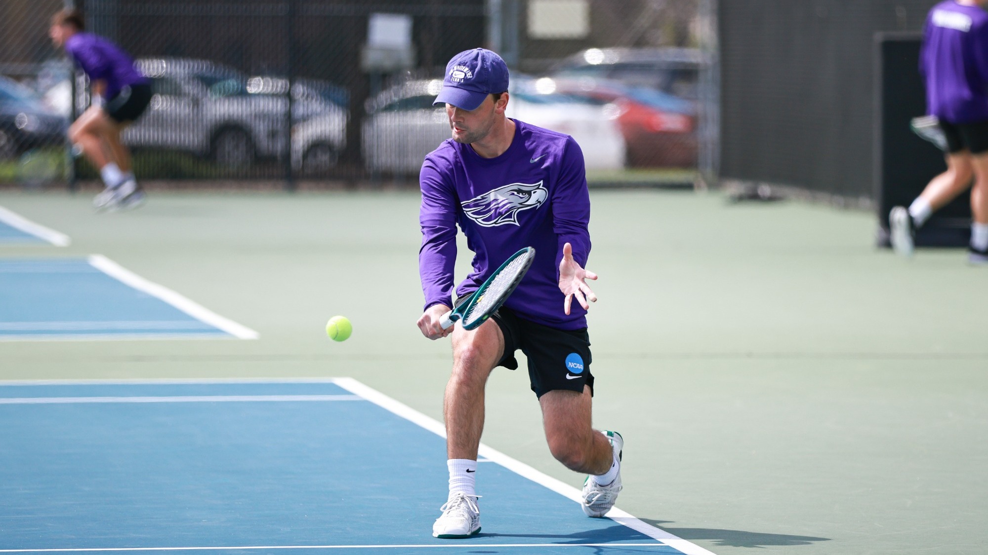 Andrew Dumbauld backhand shot