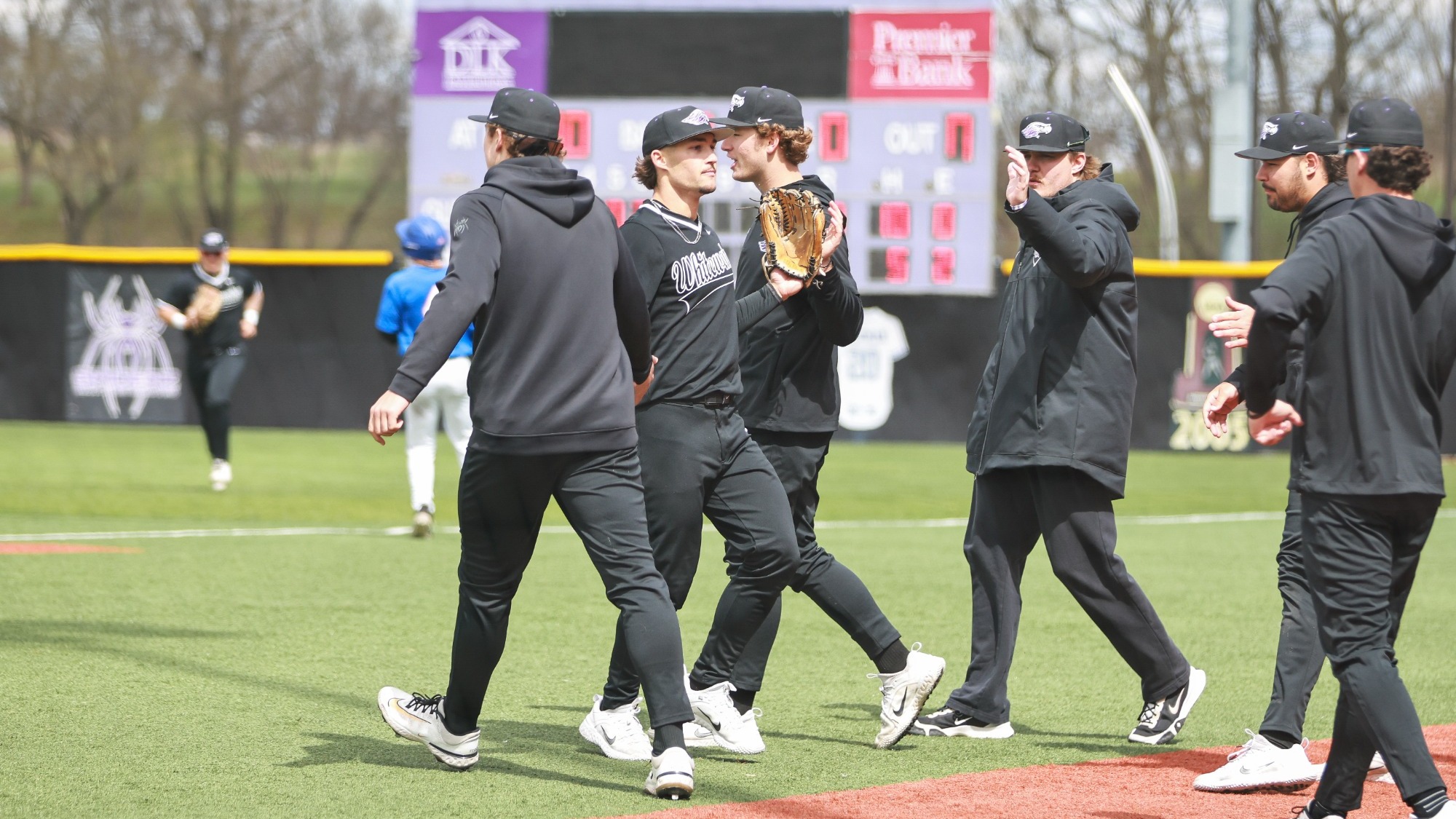 Steuber walks off field