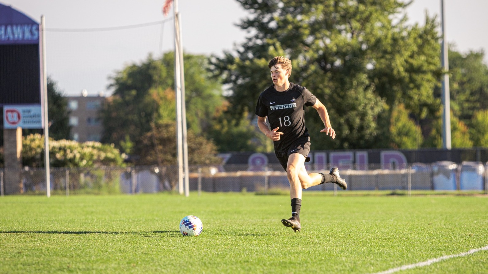 Saul dribbles up field