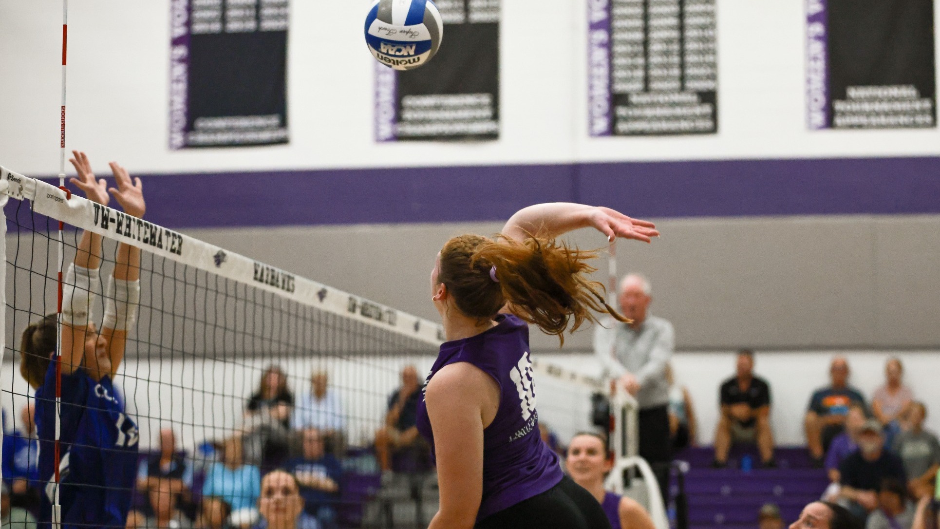 Gaby DiMotto attacks a ball