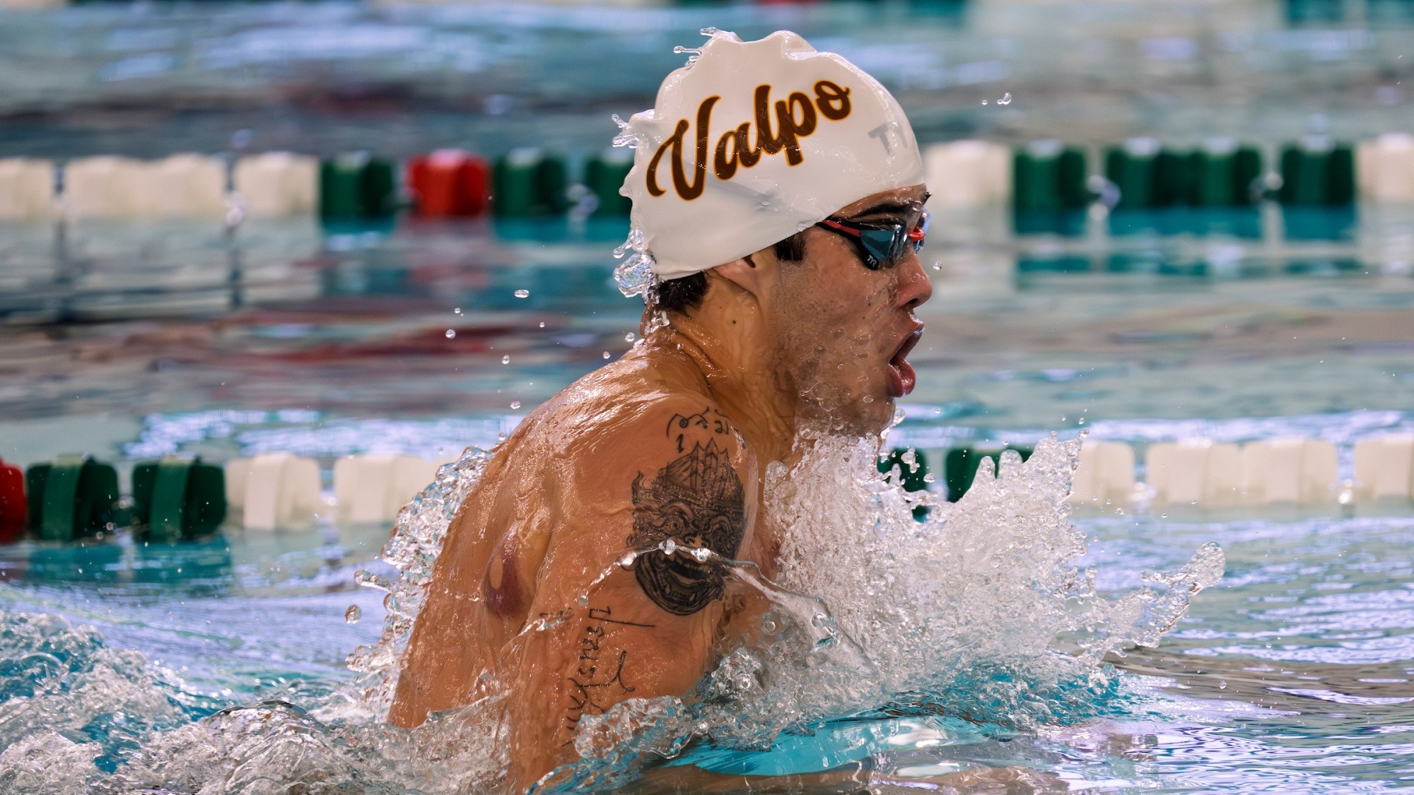 2025-26 MSWM Jackson Oostman action shot