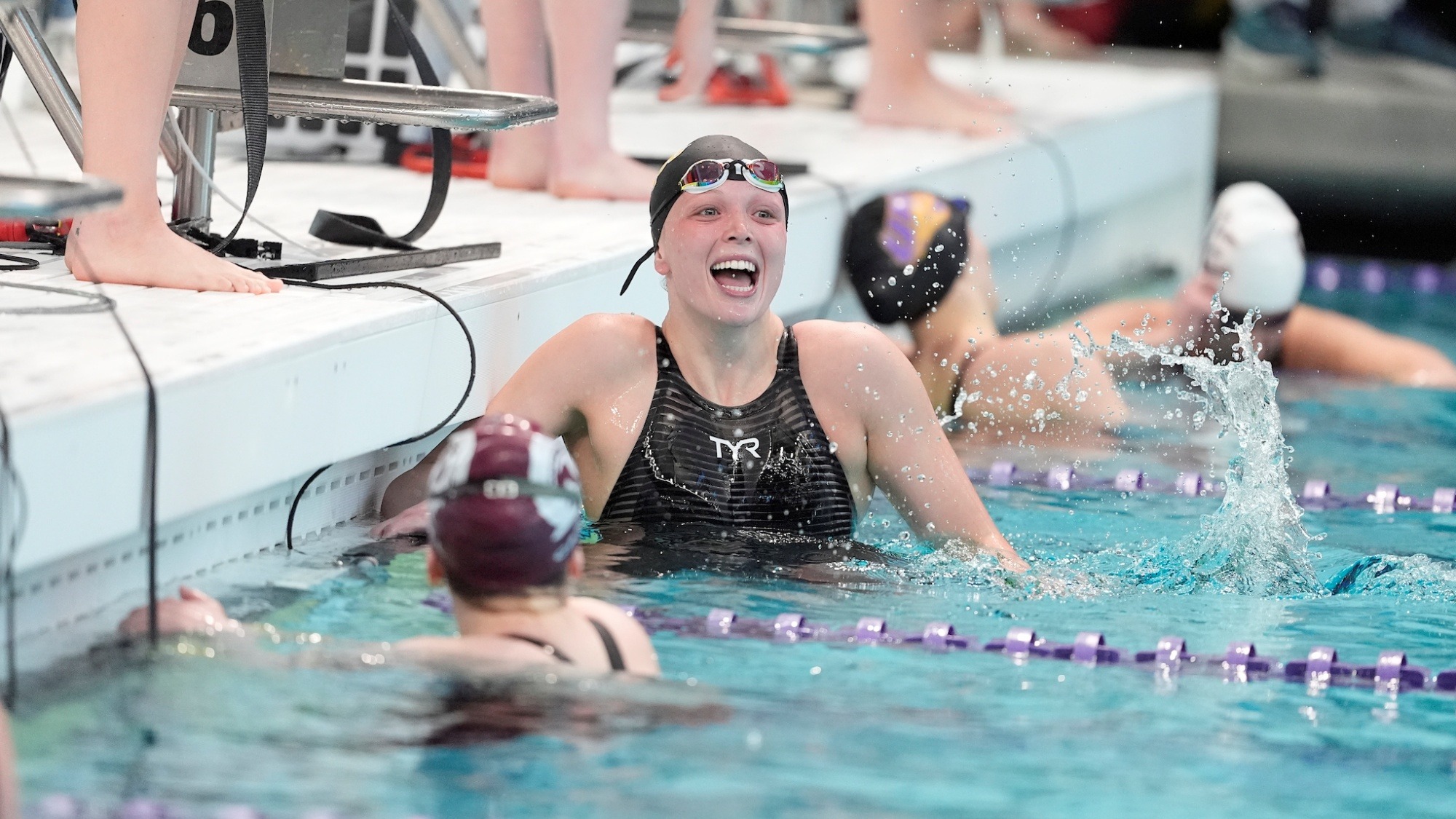 2024-25 WSWM Sophie Schoch action shot