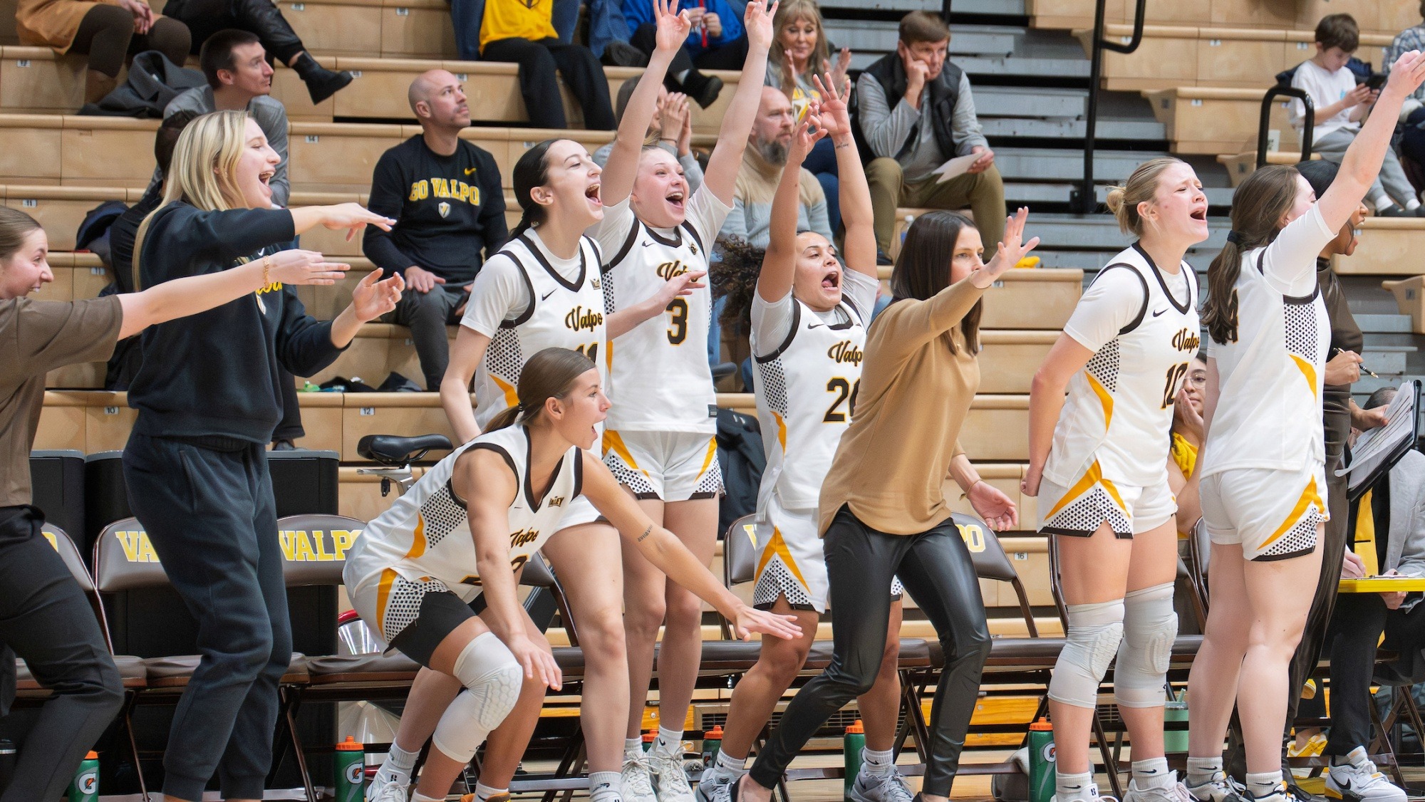 2025-26 WBB Bench reaction shot