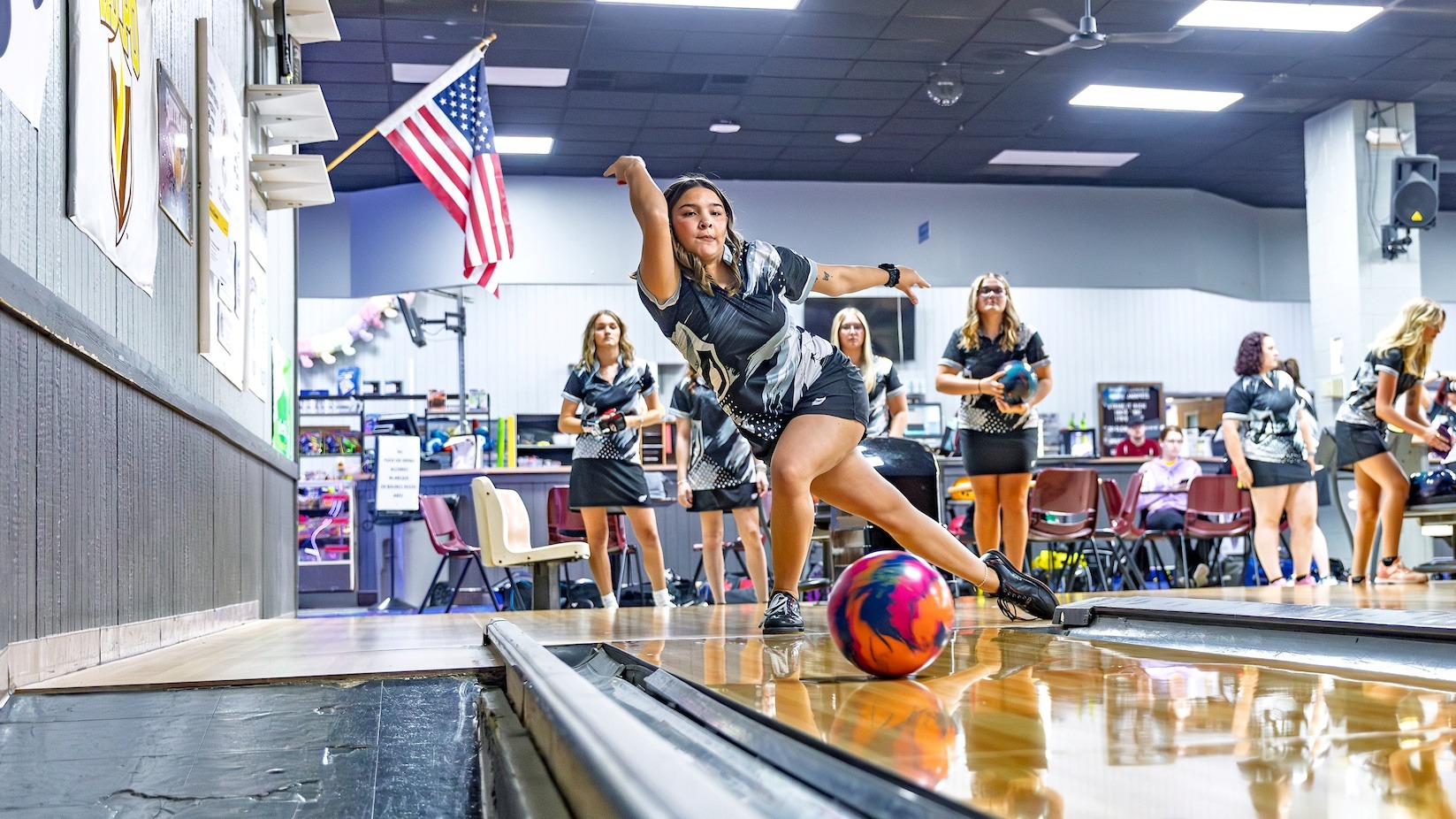 2025-26 BWL Maia Struble action shot