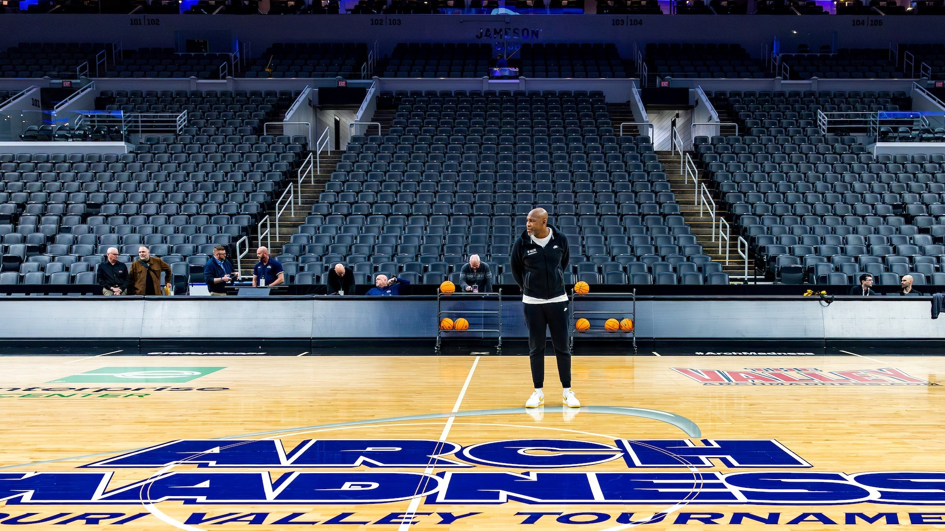 arch madness court roger