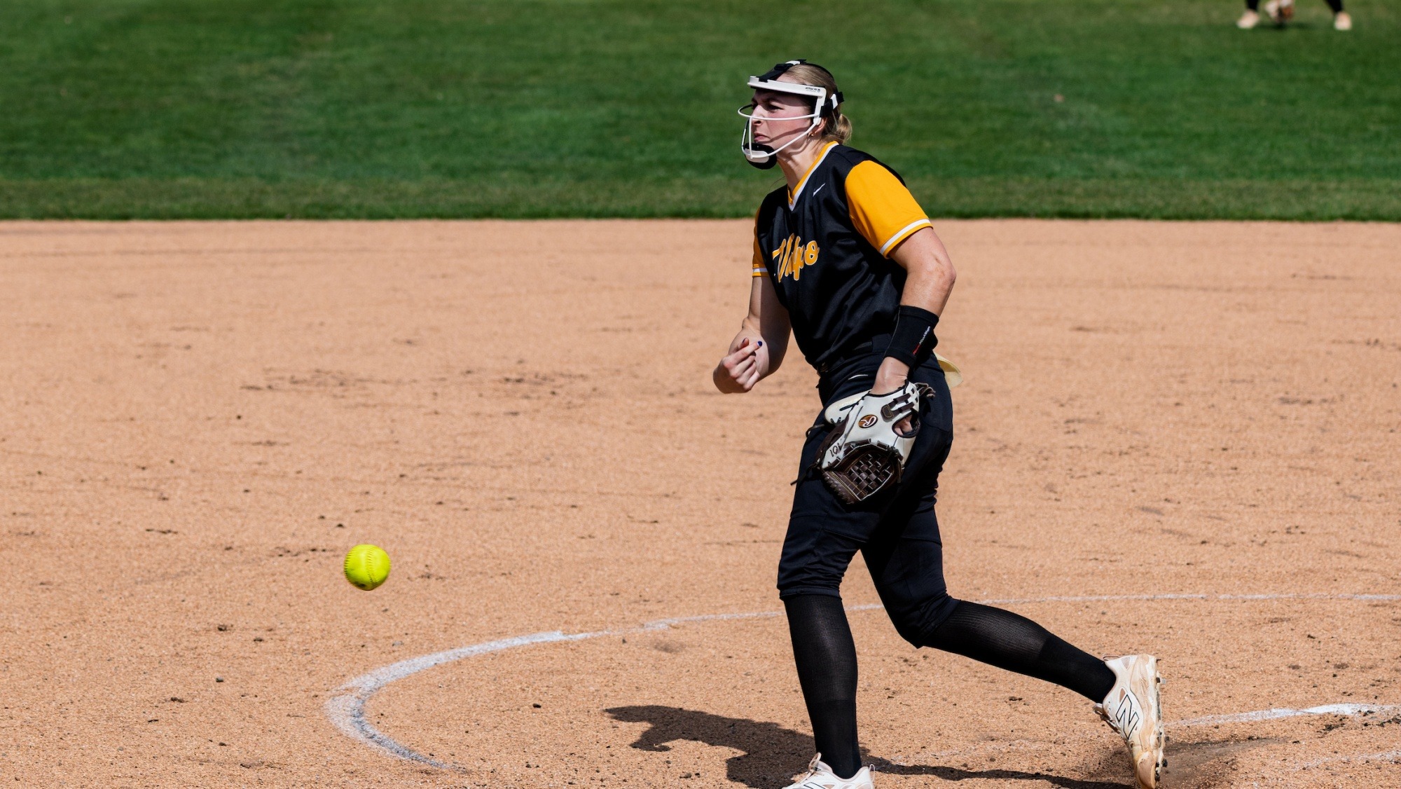 2026 SFT Sydney McDermott action shot