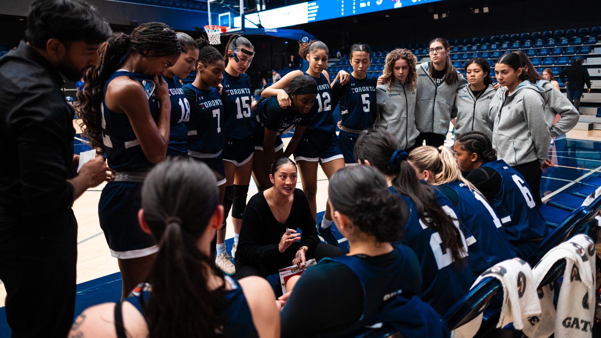WBB Dianna Ros Huddle