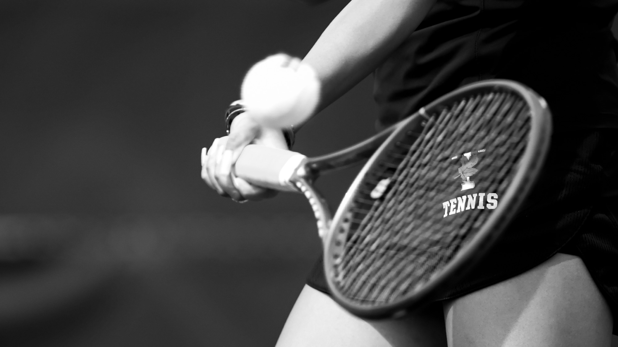 TEN Swing + Logo
