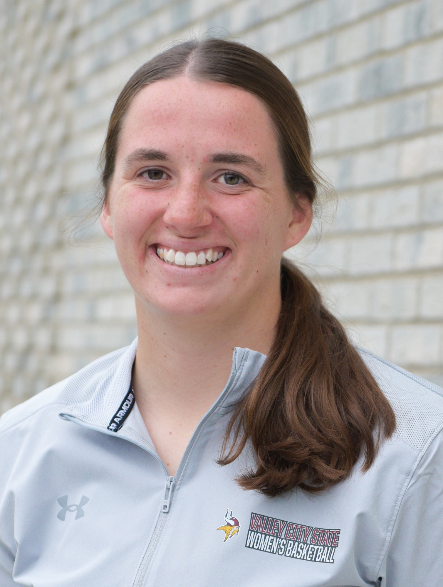 Ashlyn Diemert headshot.
