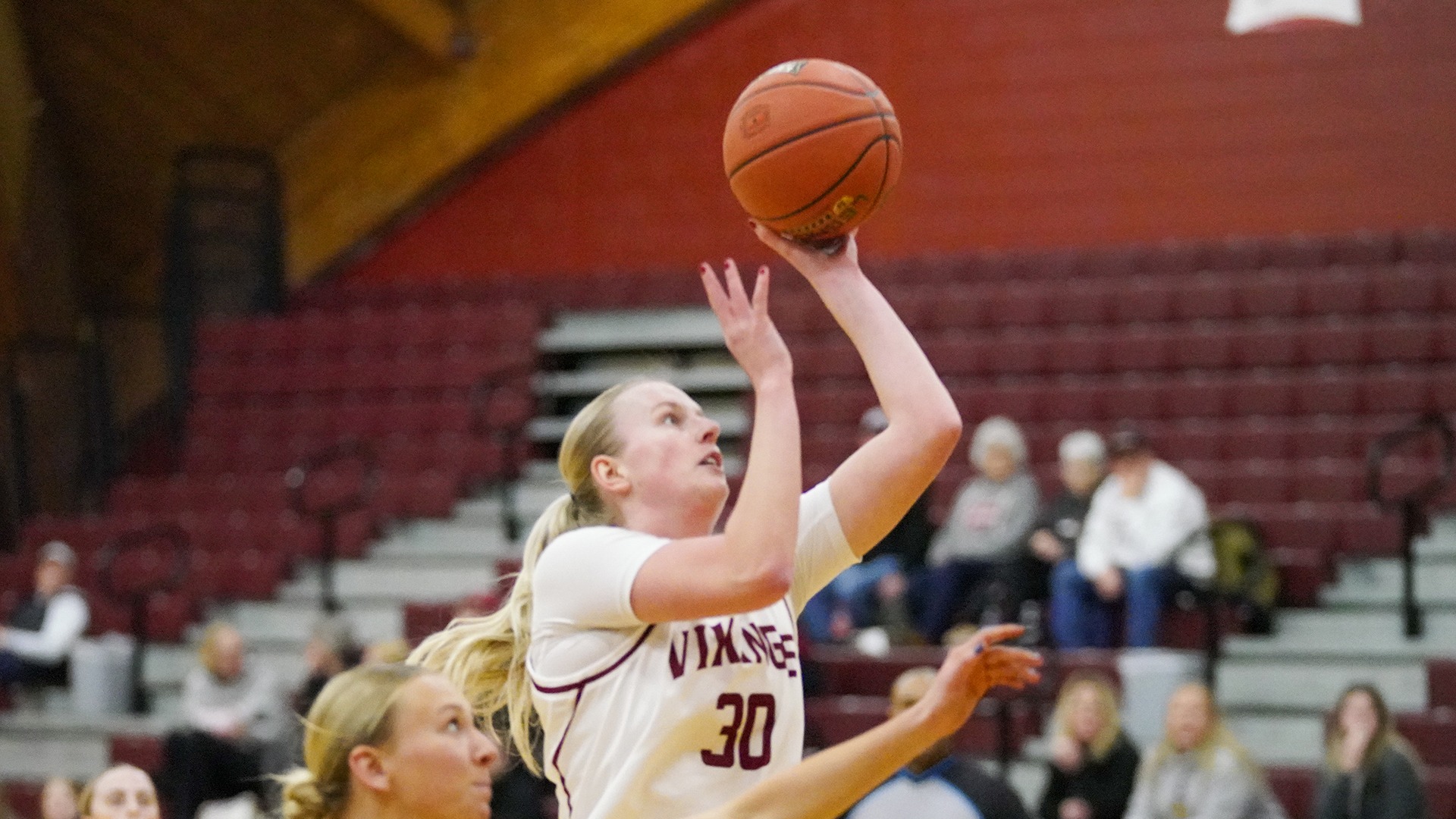 Tilda Mauritzson vs. MSUN