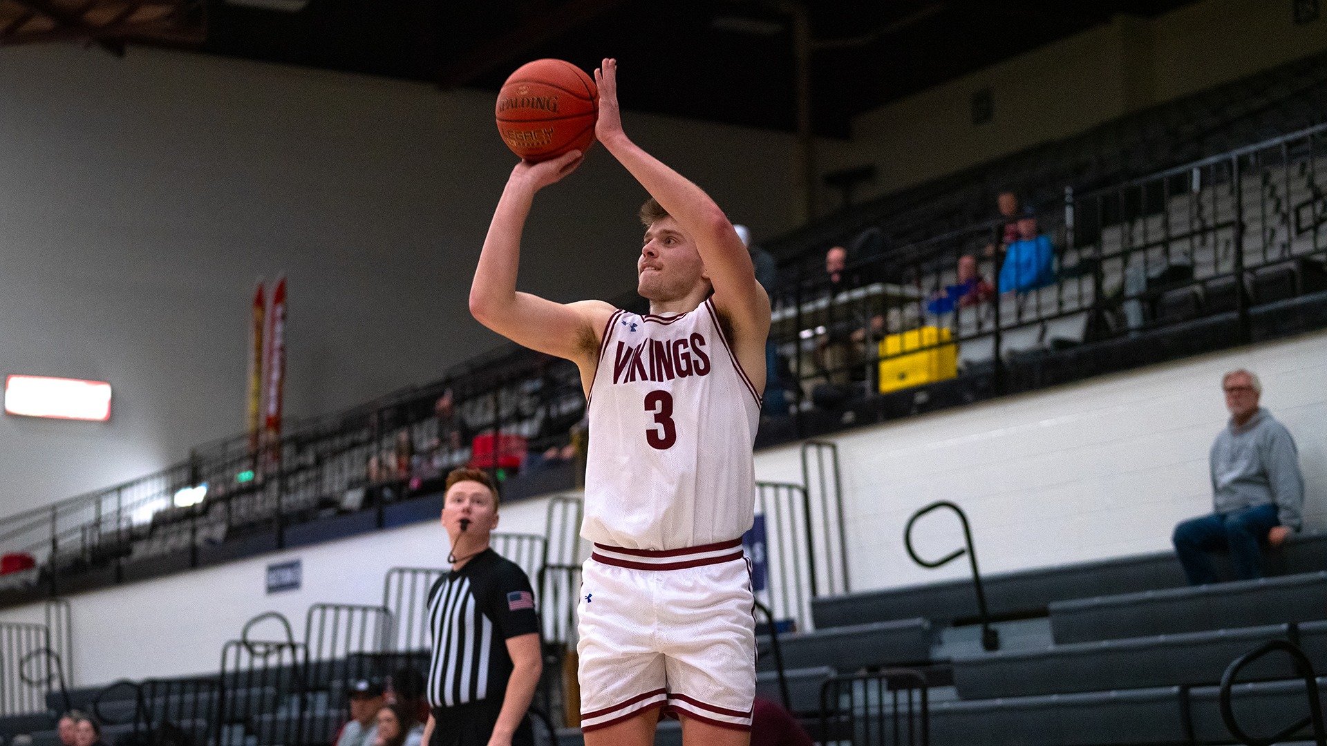 Kaleb Larson 3-pointer vs. BSC