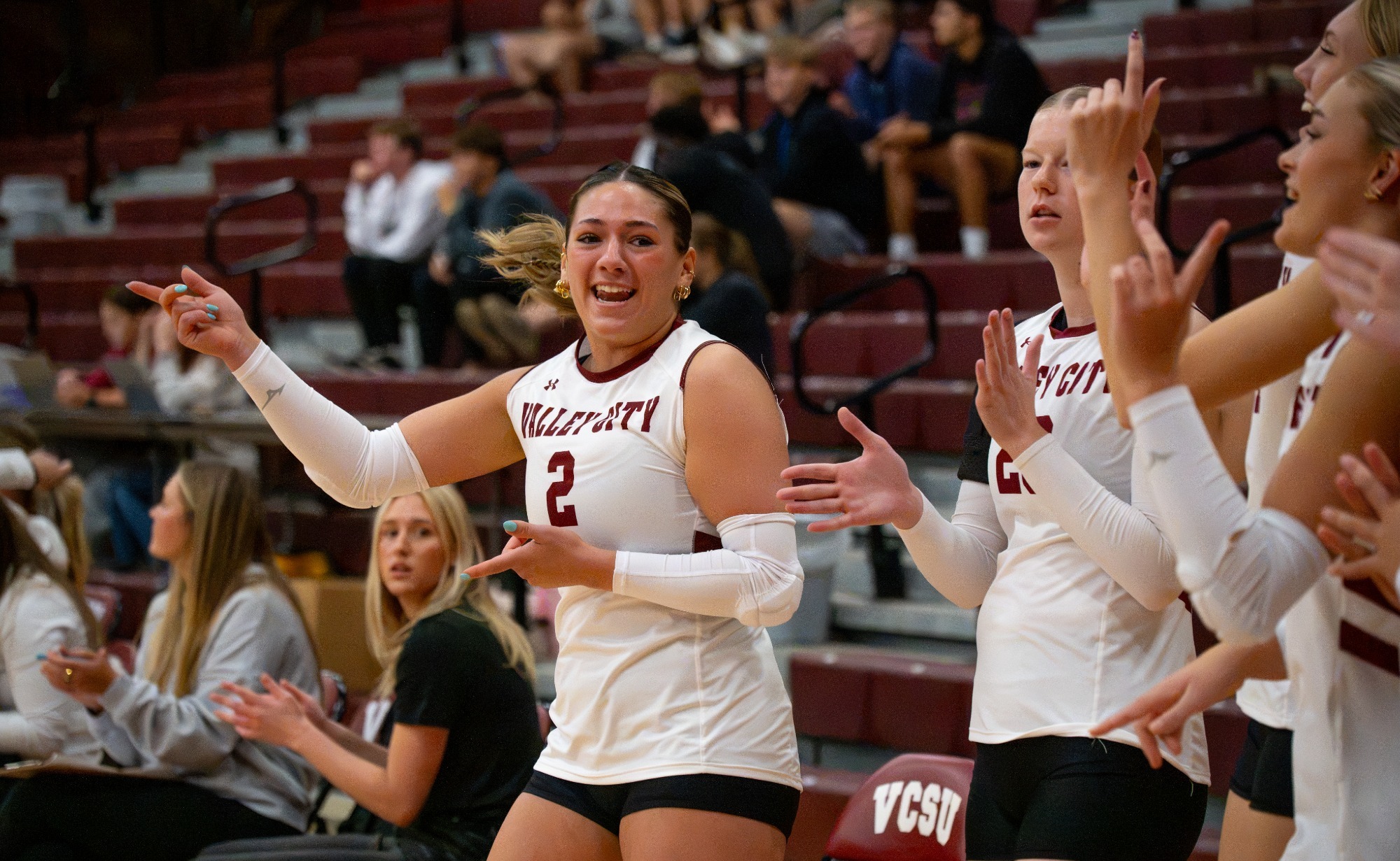 Pre-game story- VB vs. MSU/UP/MSUN, Kiana Hillary gets the bench hyped up during a challenge.