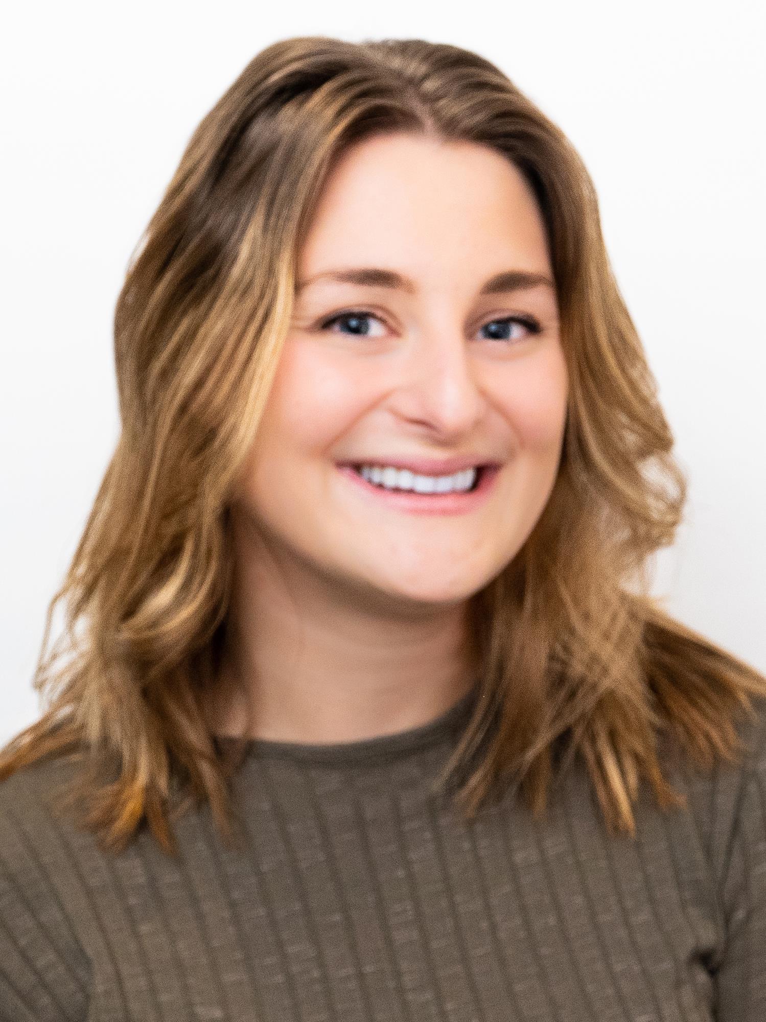 Rachel Belsky Headshot