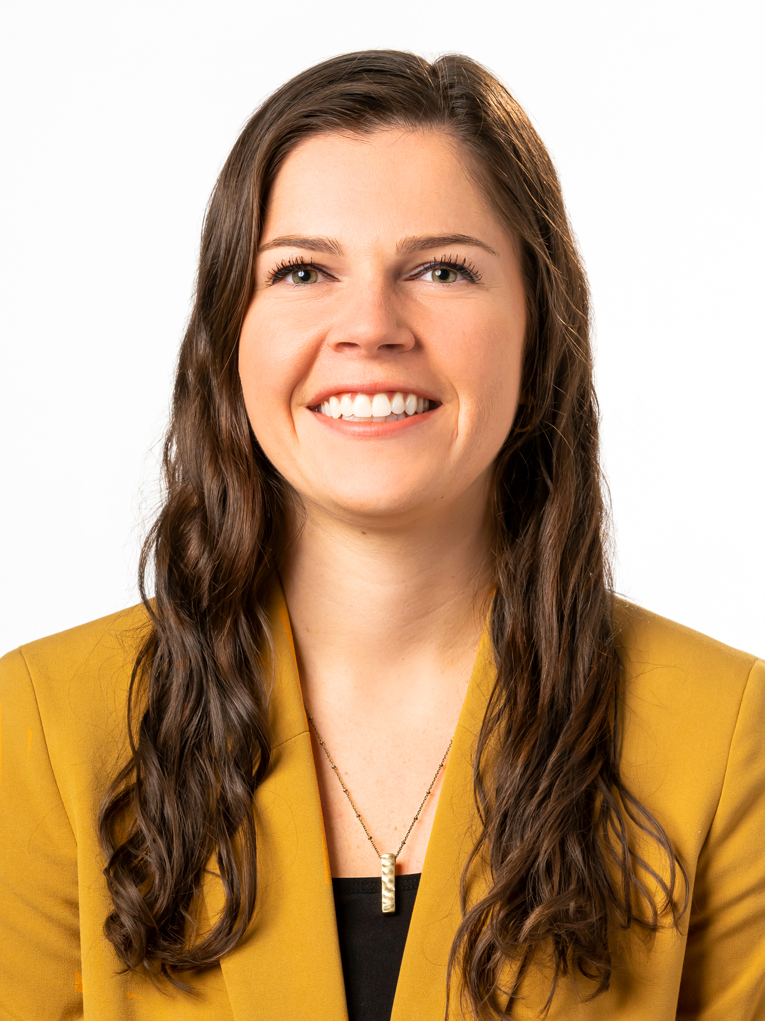 Erica Snow Headshot 2022-23