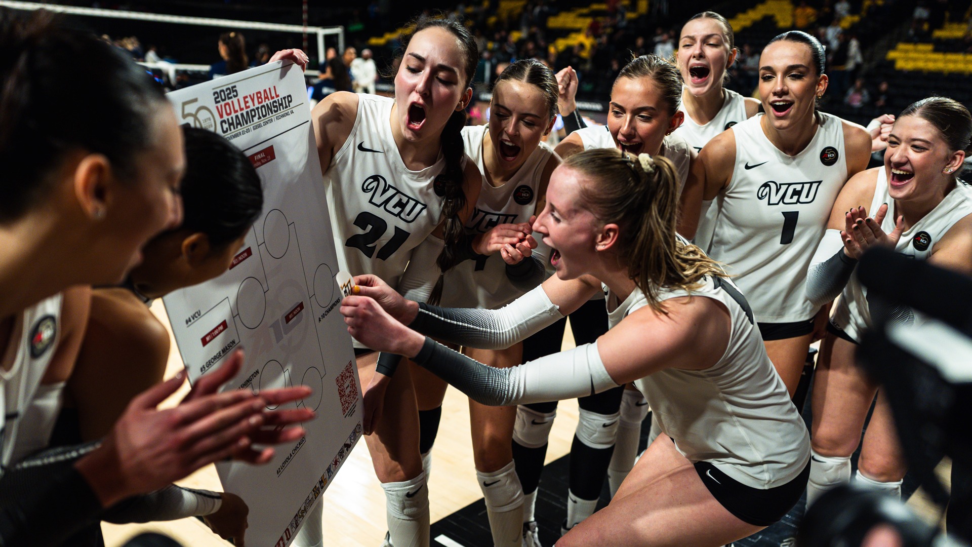 VCU Volleyball celebrates A-10 tournament win over George Mason