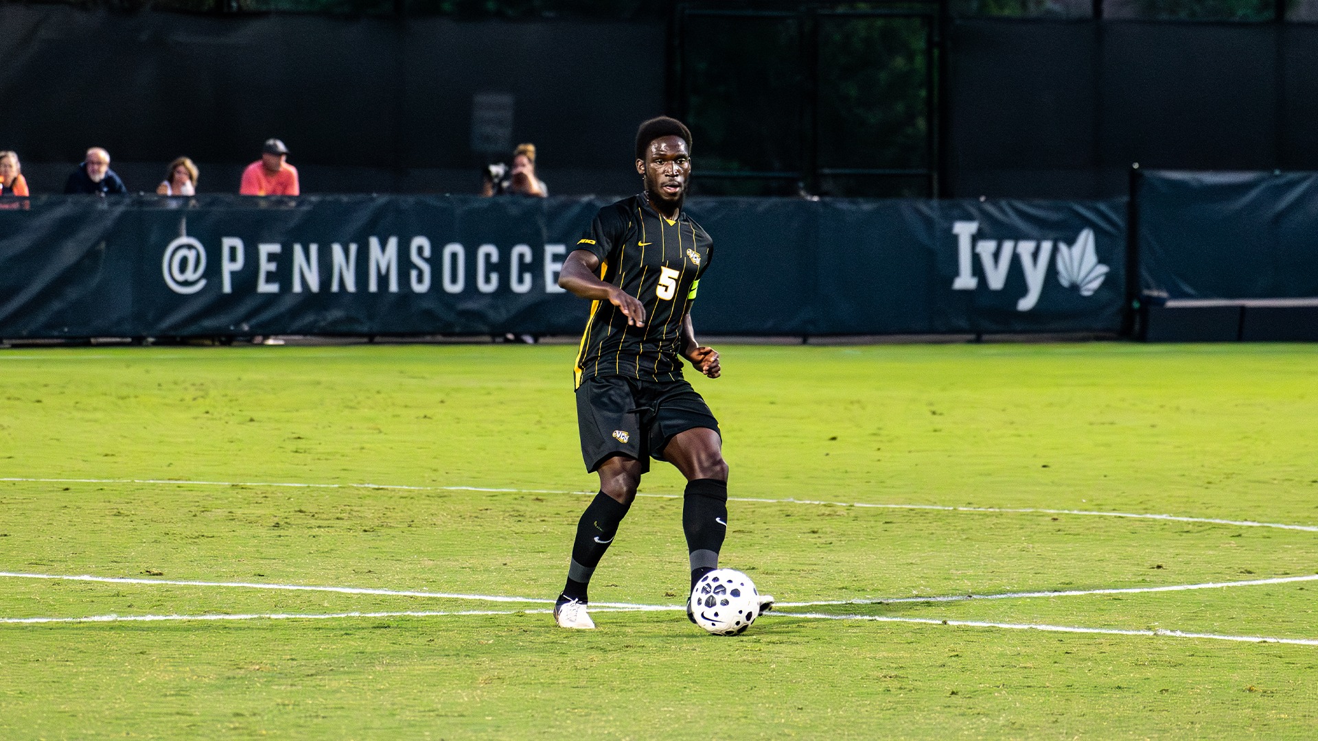 Moussa Ndiaye vs. Penn