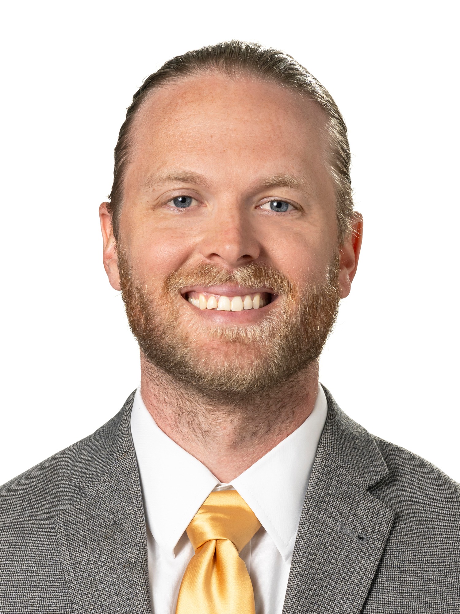 Evan Nicely Headshot