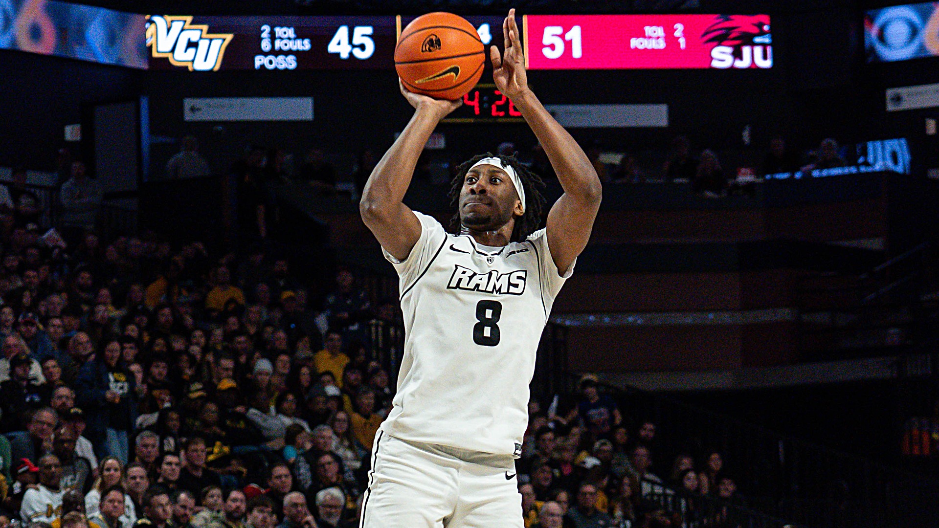 Michael Belle shoots vs. Saint Joseph's