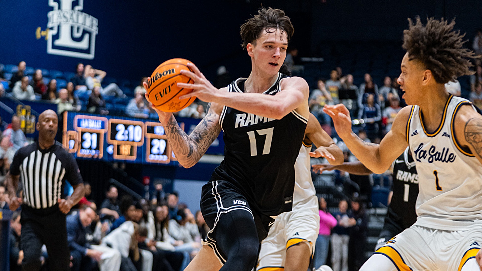 Lazar Djokovic drives versus La Salle