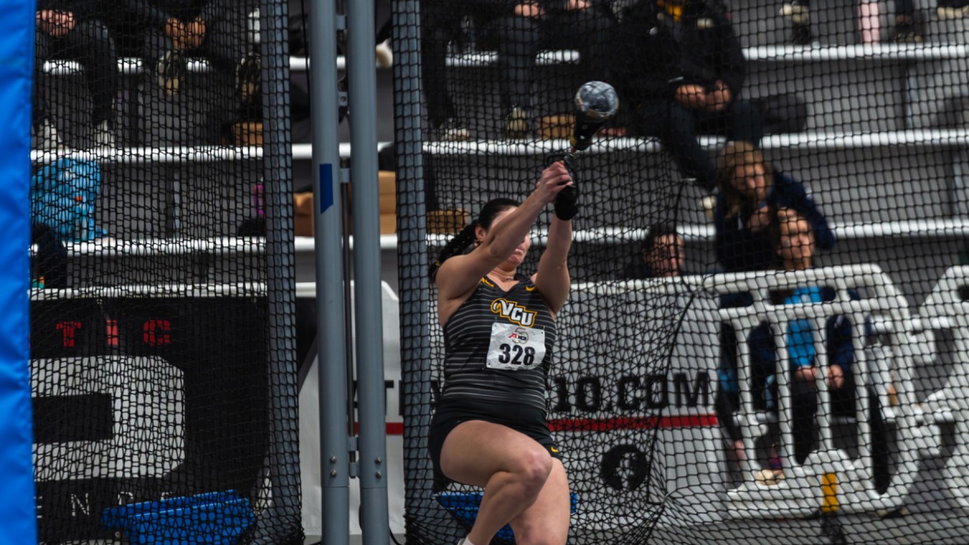 Blanca Pereira Weight Throw