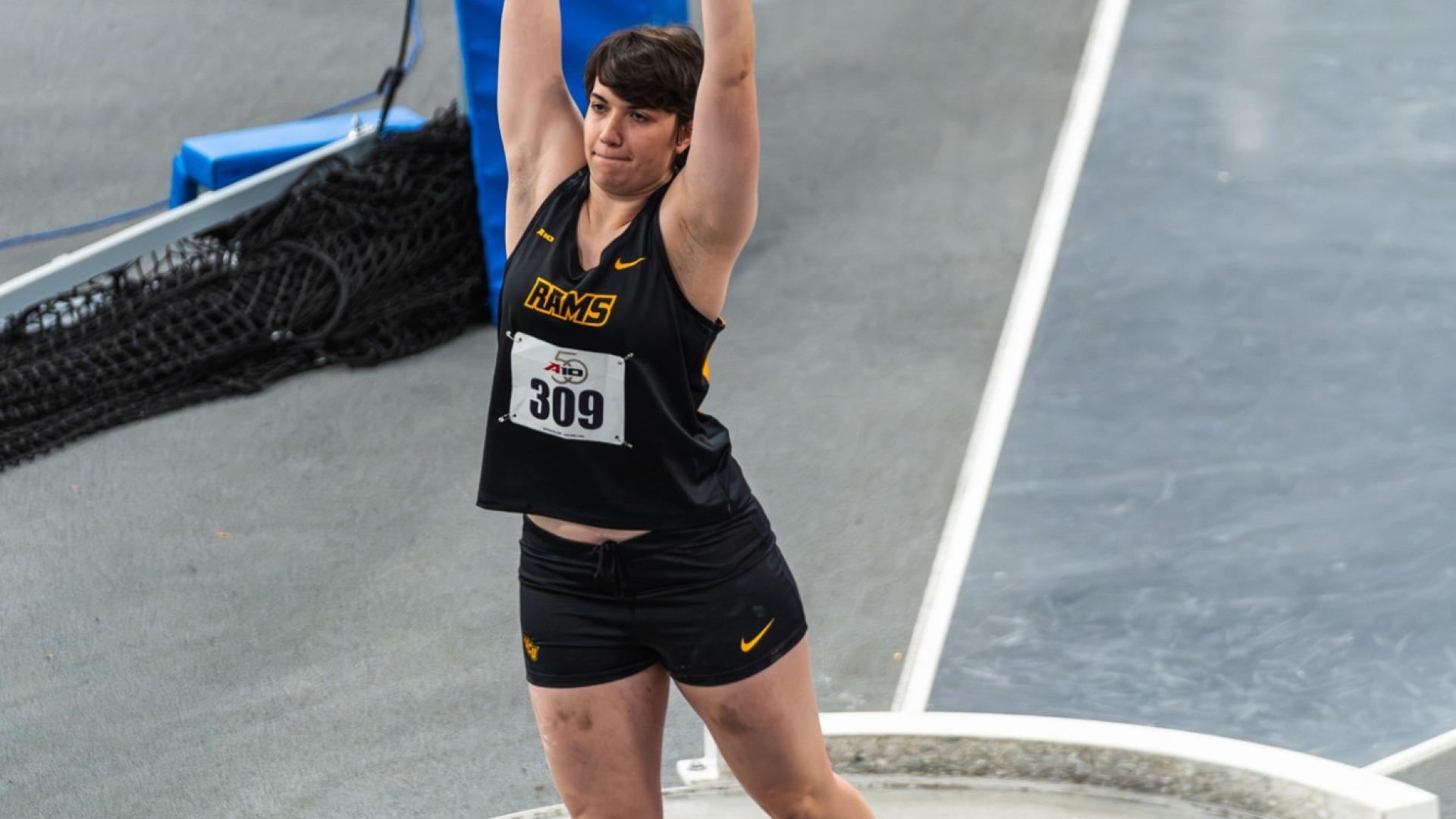 Melissa Casiraghi shot put