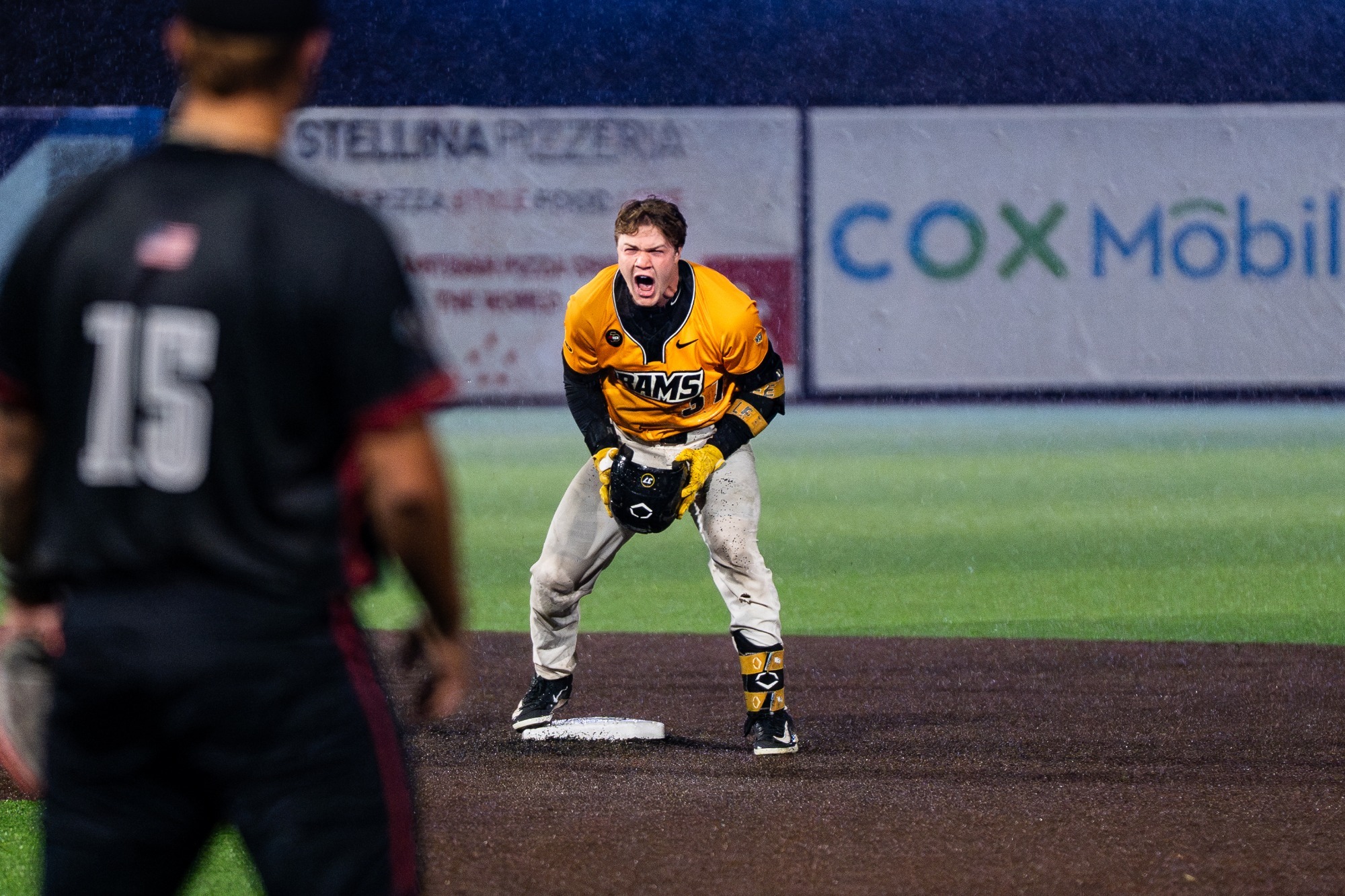 Jacob Lee celebrates RBI double vs. No. 1 Saint Joseph's in A-10 Championship
