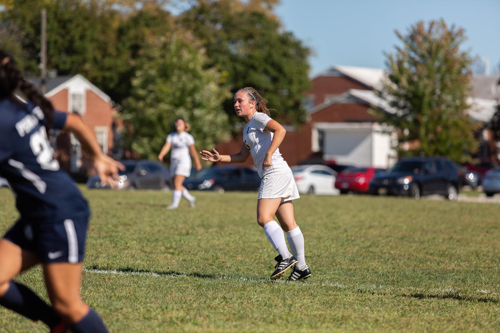 Madeline Lacourse 2022 Women's Soccer University of Valley