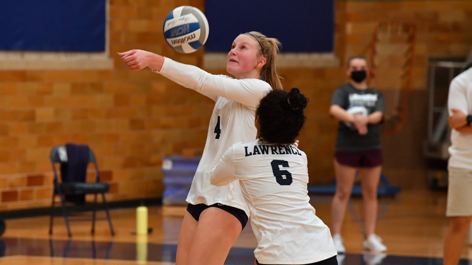 Lawrence loses battle with Blue Angels Lawrence University