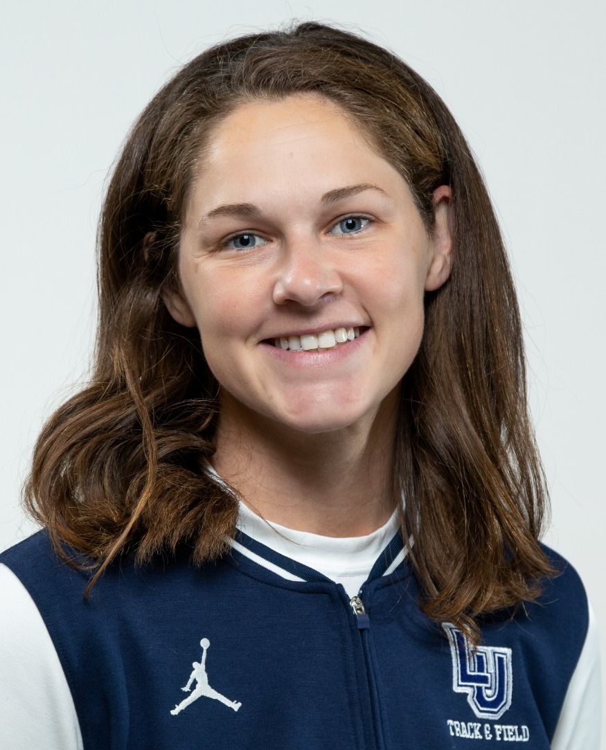 elizabeth krug headshot