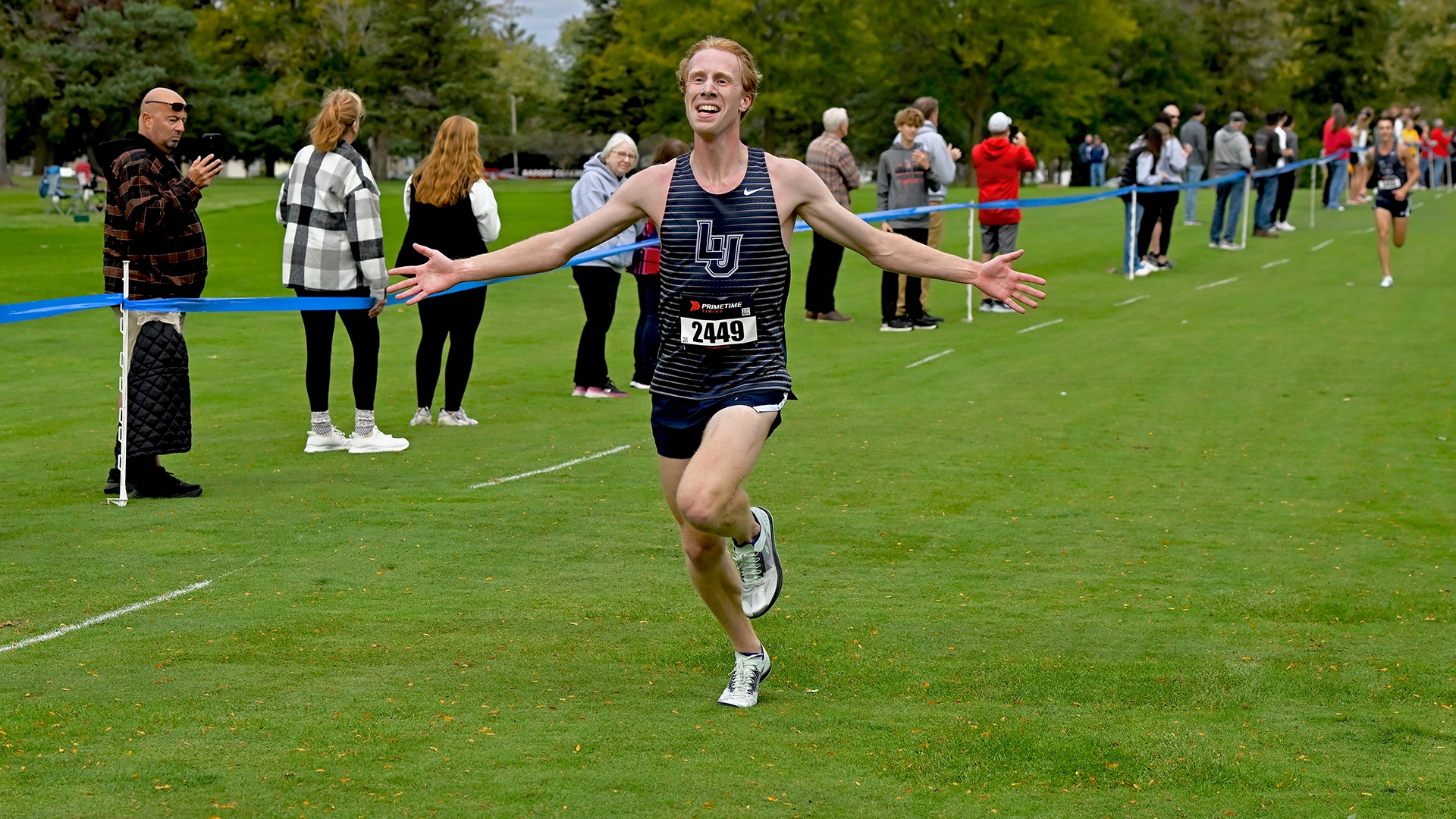 Lawrence men's  cross country action Ryan Cassiday