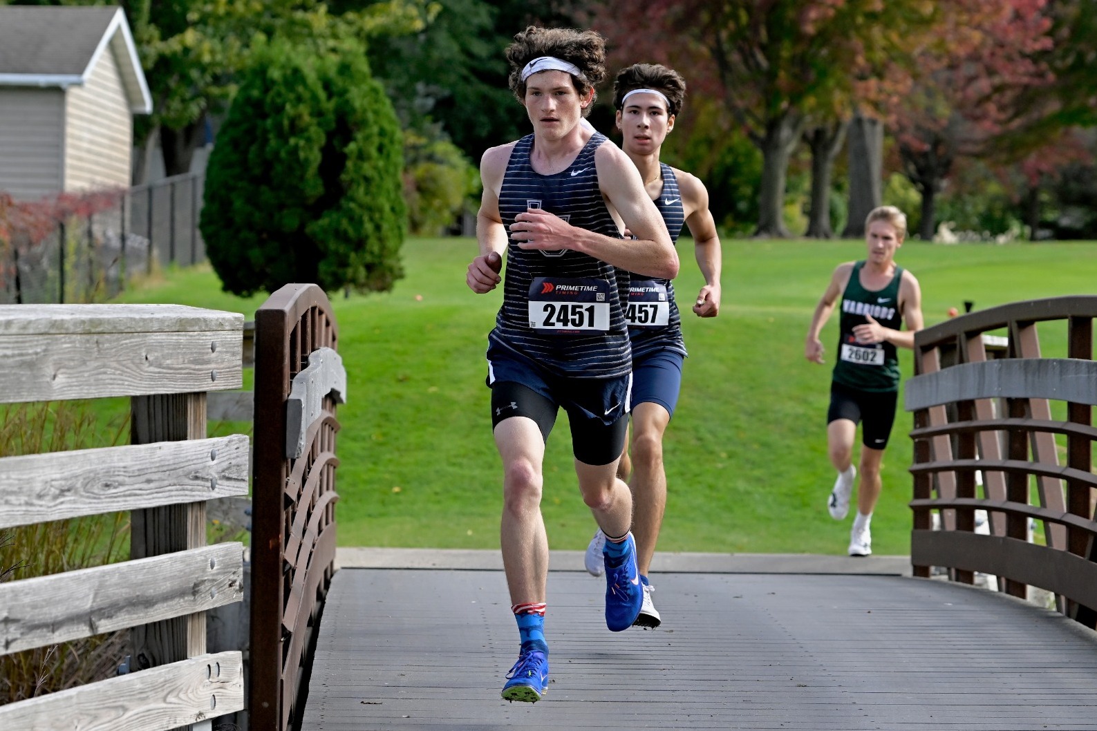 lawrence mens xc action shot of Nick Hasen